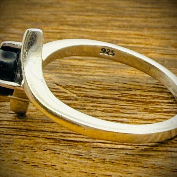 Womens Onyx Ring Sz 7 - Picture 5 of 5